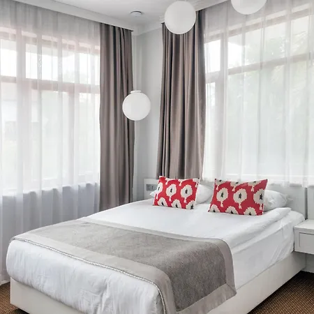 Delight Deluxe Port Hotel