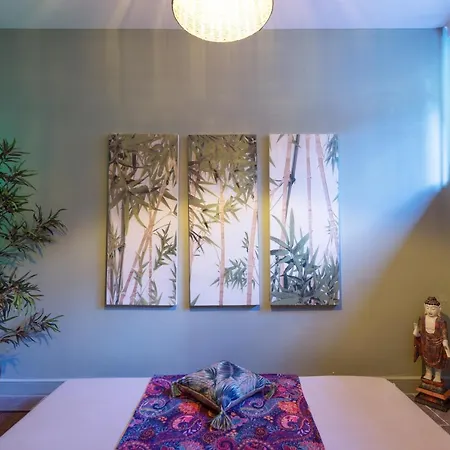 Hotel Delight Deluxe & 2*