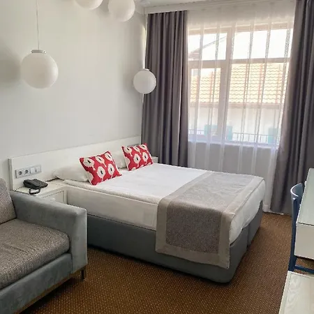 Delight Deluxe & Hotel