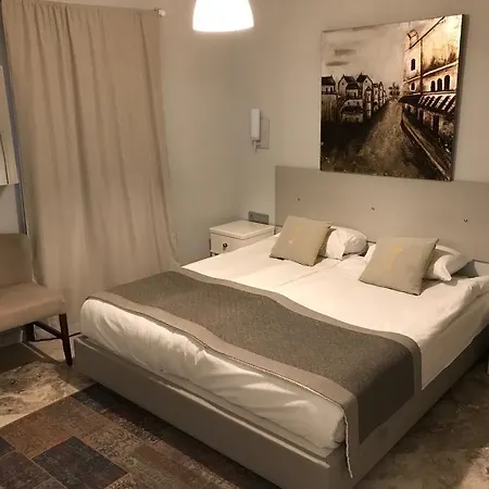 Delight Deluxe Hotel&spa Hotel