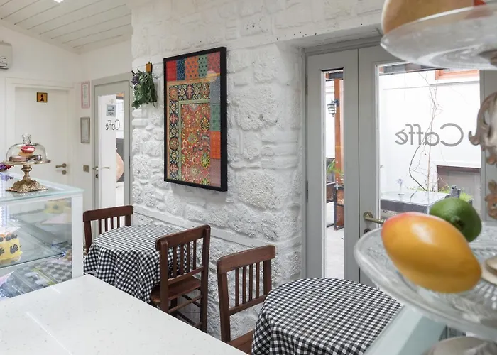 Delight Deluxe & Ξενοδοχείο