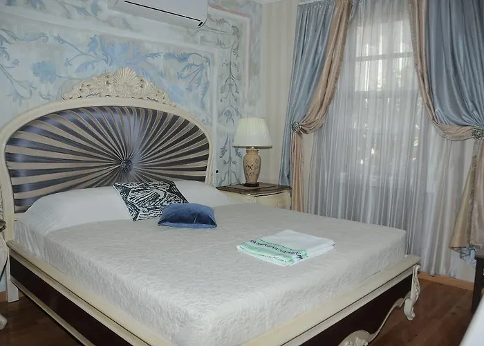 Ξενοδοχείο Delight Deluxe & 2*