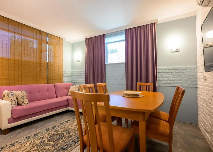 Delight Deluxe & Ξενοδοχείο 2*