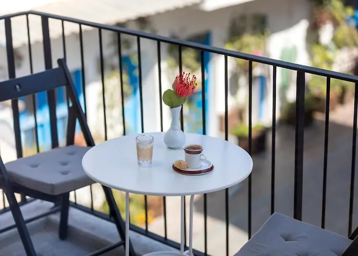 Ξενοδοχείο Delight Deluxe & 2*