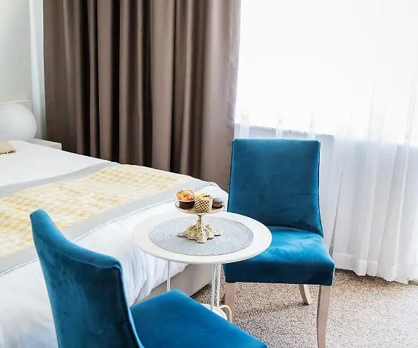 Delight Deluxe Hotel&spa Hotel