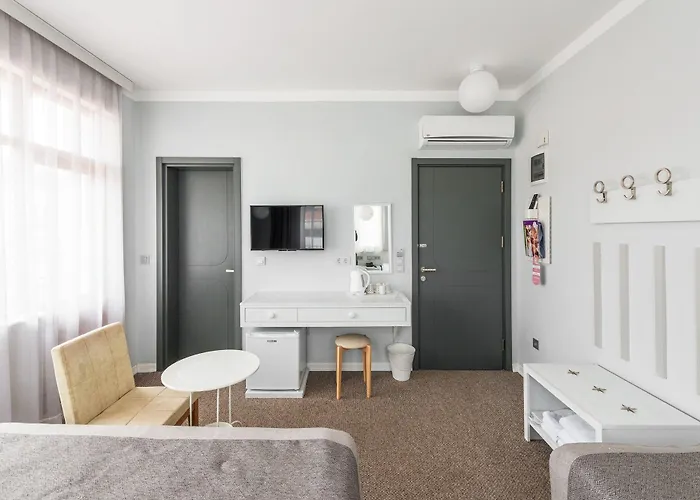 Hotel Delight Deluxe & 2*