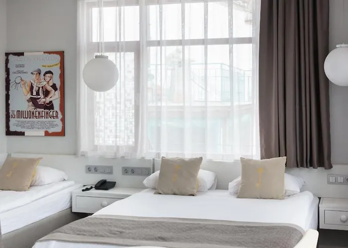 Hotel Delight Deluxe & 2*