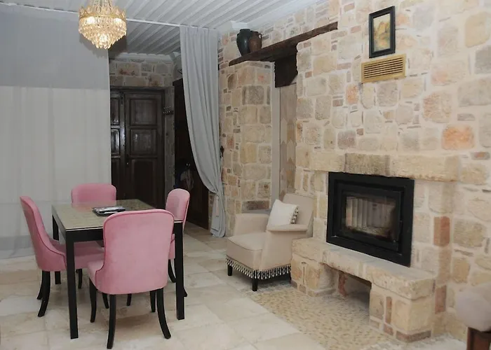 Delight Deluxe & Hotel