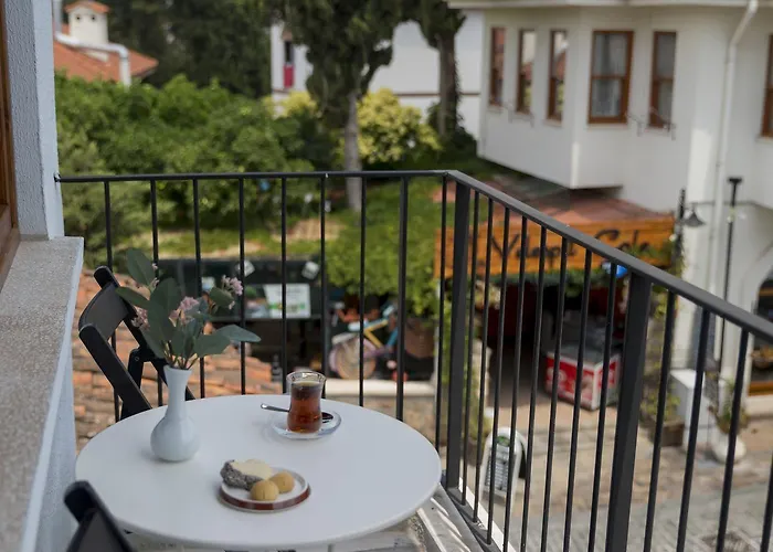 Hotel Delight Deluxe & 2*