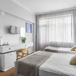 Delight Deluxe Port Hotel 2*