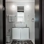 Hotel Delight Deluxe Port 2*